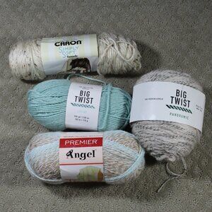 Lot of 4 Skeins Yarn Big Twist Caron & Premier Mostly Acrylic Knitting Crochet